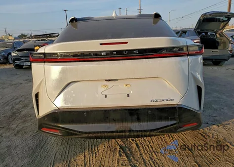 2025 Lexus Rz 300E z USA, uszkodzony, nr VIN JTJABABB7SA012093